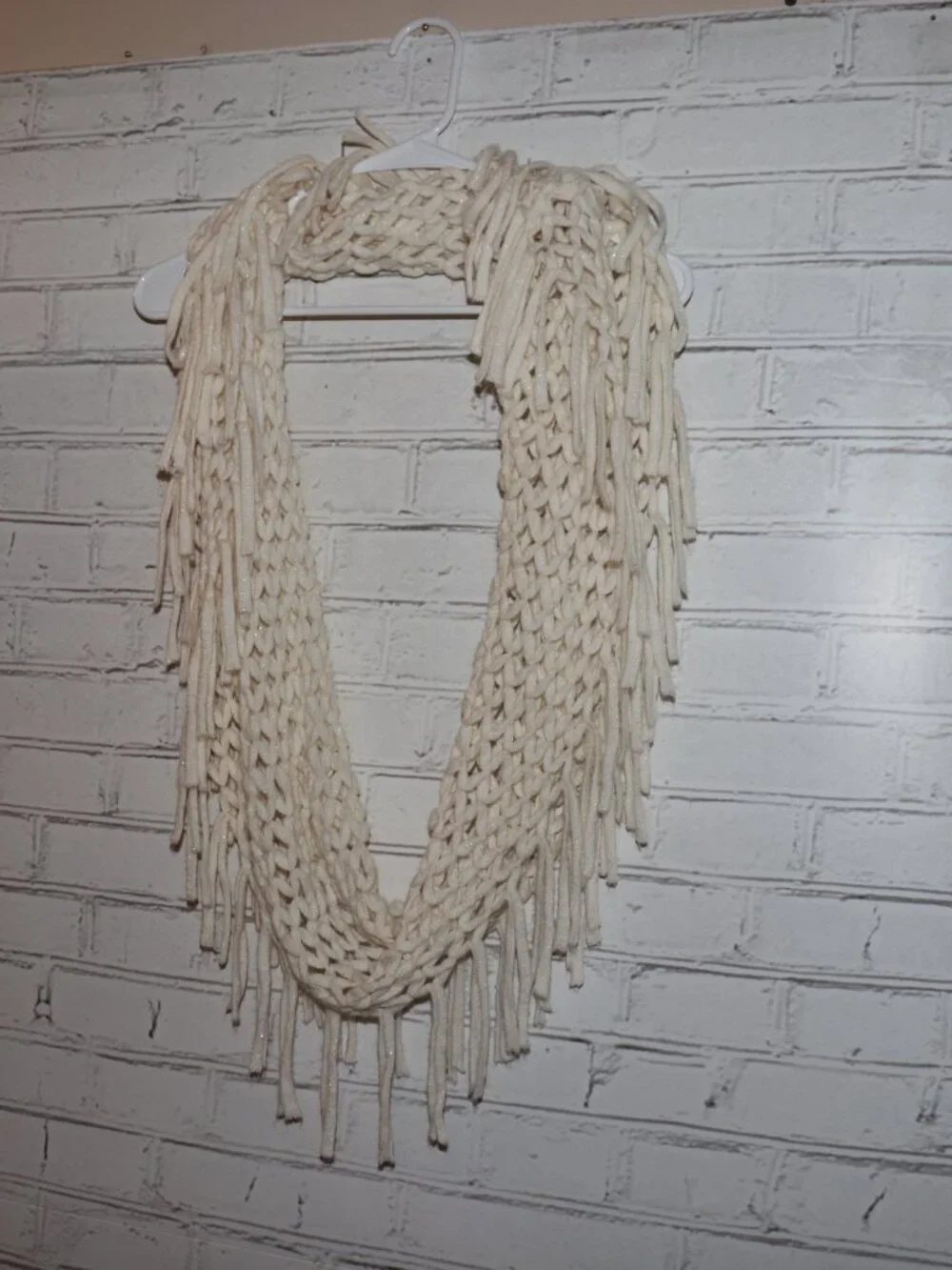 ✨ Y2K MUDD Glitter Cream Scarf · 50